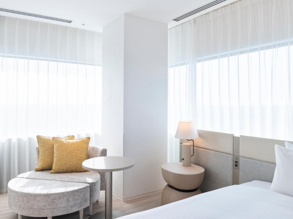 Mitsui Garden Hotel Yokohama Minatomirai Premier 외부 사진 A bedroom at the hotel