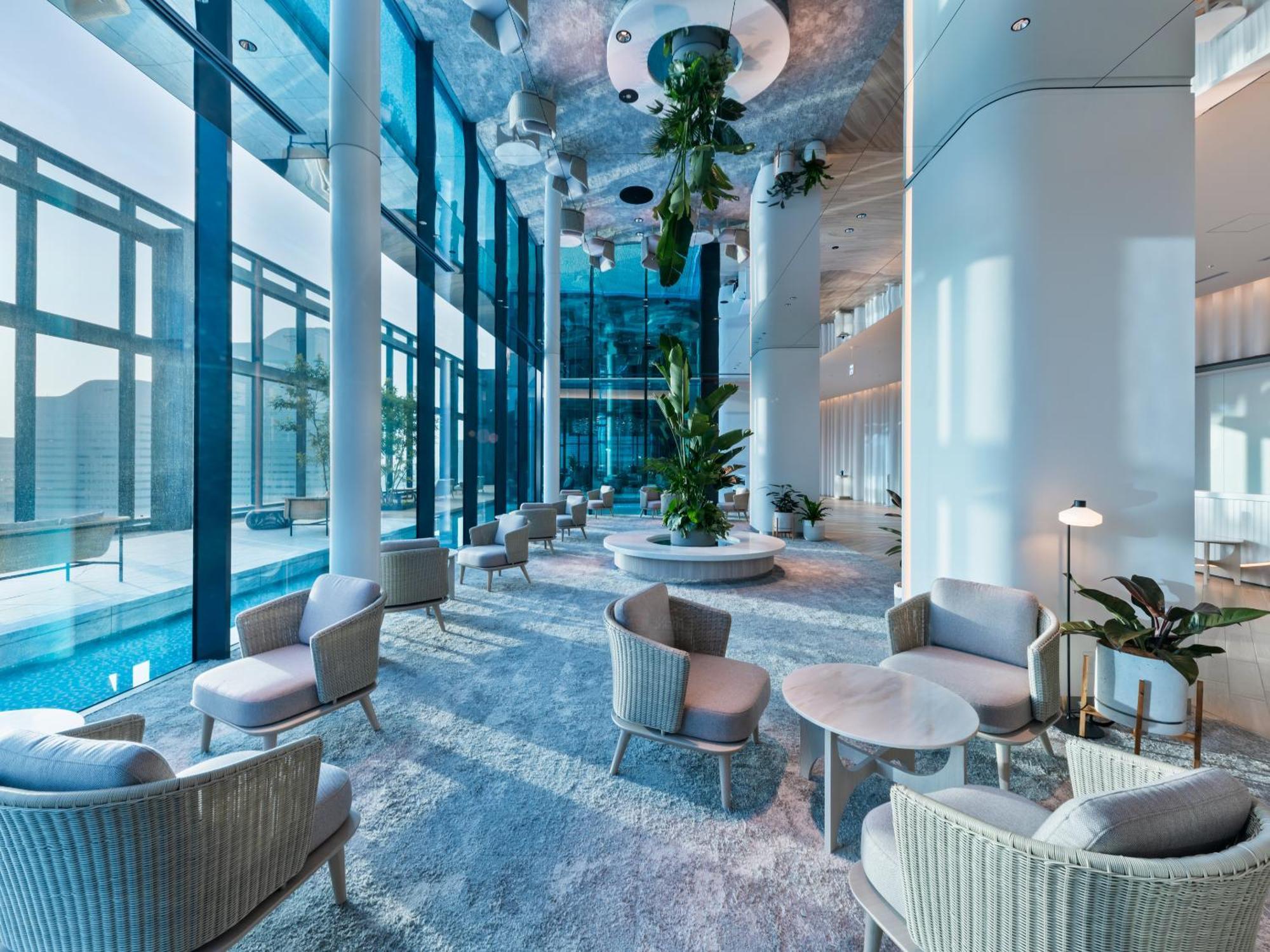 Mitsui Garden Hotel Yokohama Minatomirai Premier 외부 사진 The lobby of the hotel